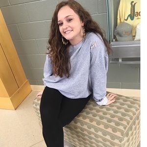 Meet your Posher, Abigail